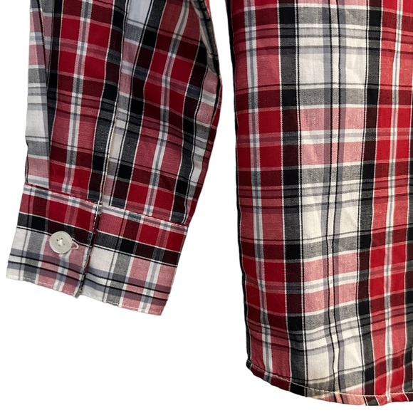 Van Heusen Button Down Shirt Black Red Gray White Plaid Boys Size 7 LIKE NEW! - Picture 3 of 6